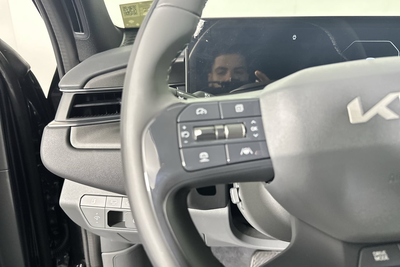 New 2027 Kia EV9 Land AWD/4WD image 6