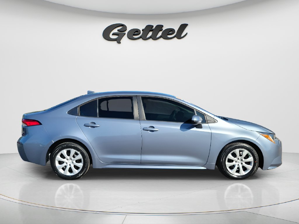 Used 2024 Toyota Corolla LE FWD image 4