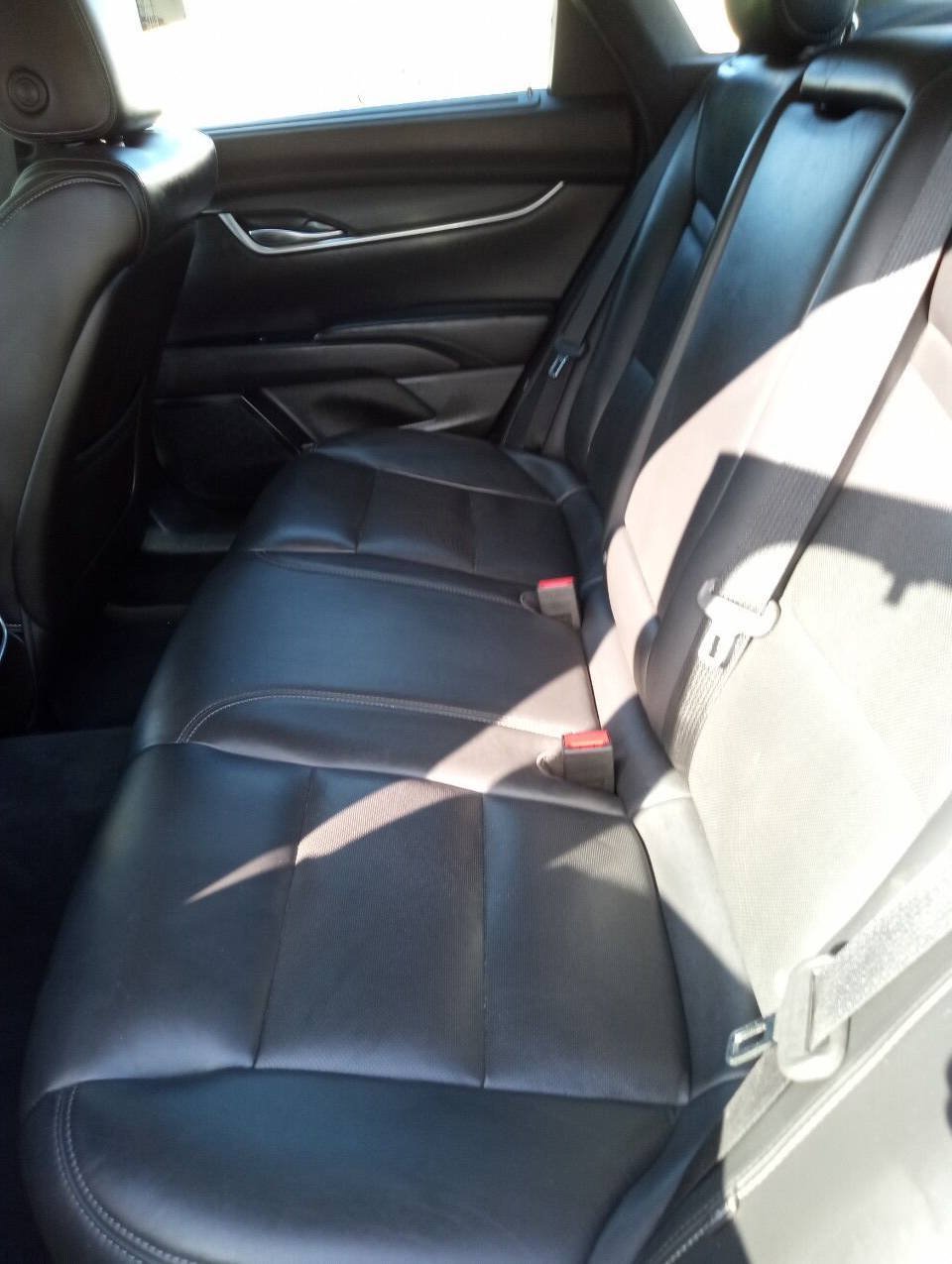Used 2016 Cadillac XTS w/ Rear Seat Comfort Package FWD image 14