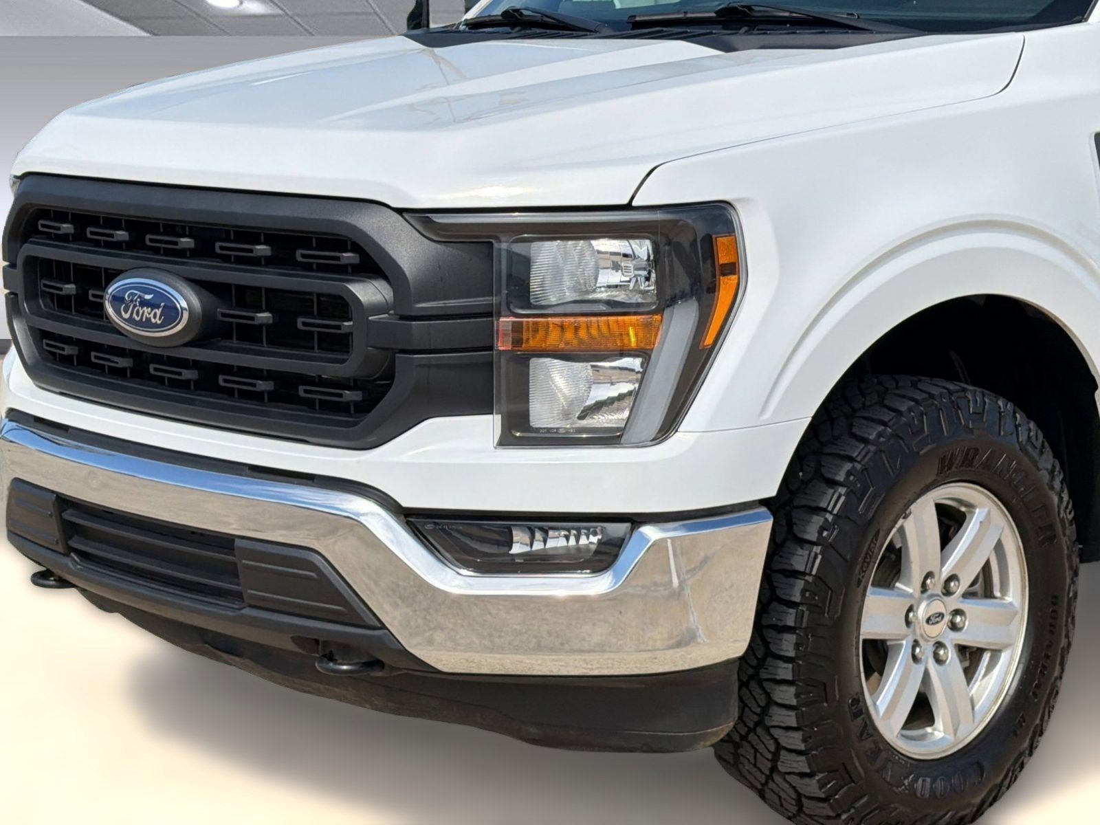 Used 2023 Ford F150 XL w/ Trailer Tow Package image 11