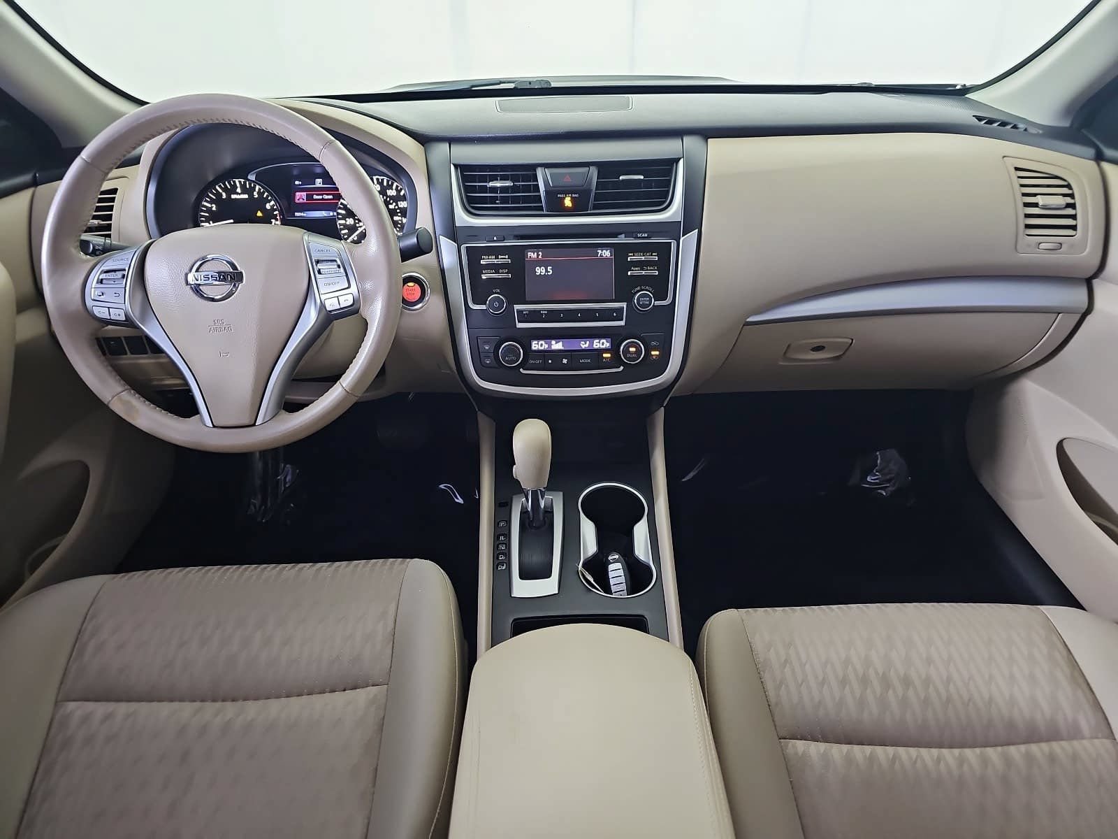 Used 2016 Nissan Altima 2.5 SV w/ Convenience Package FWD image 11