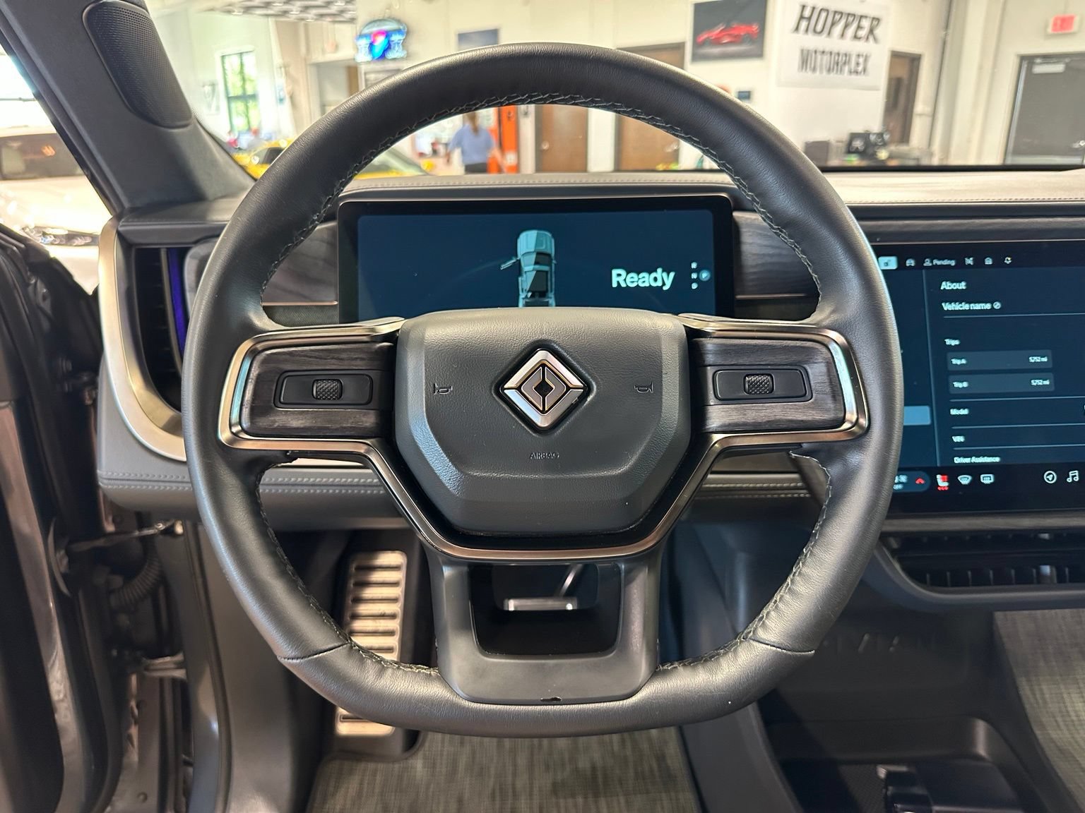 Used 2023 Rivian R1T Adventure AWD/4WD image 18