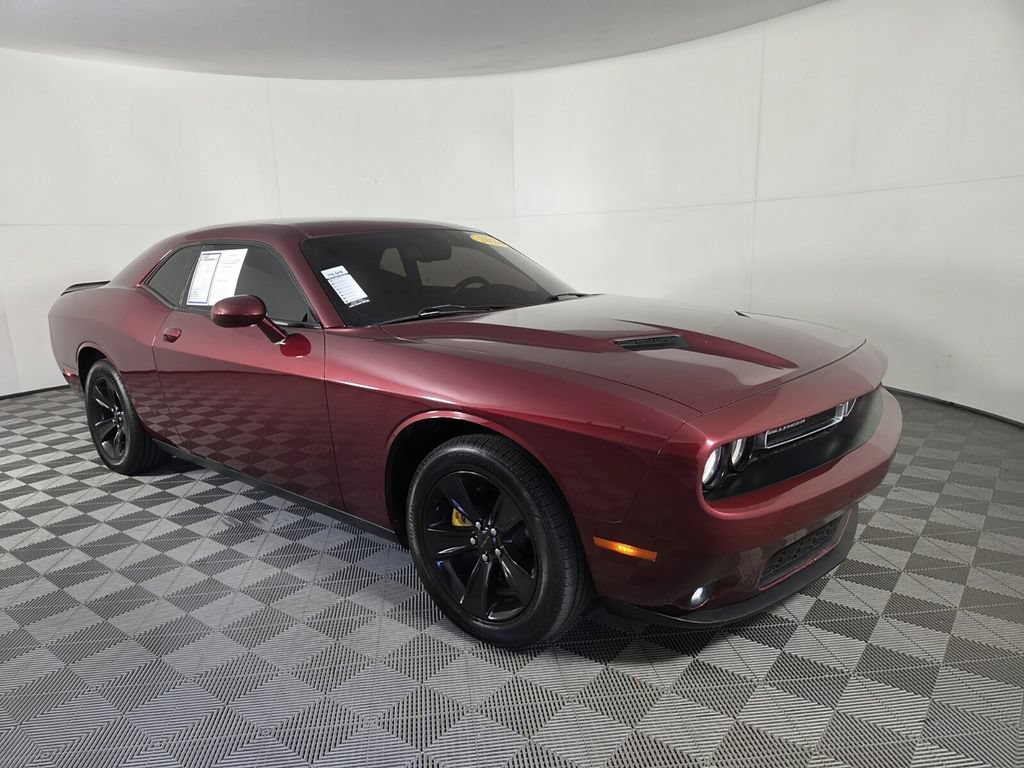 Used 2021 Dodge Challenger SXT RWD image 30