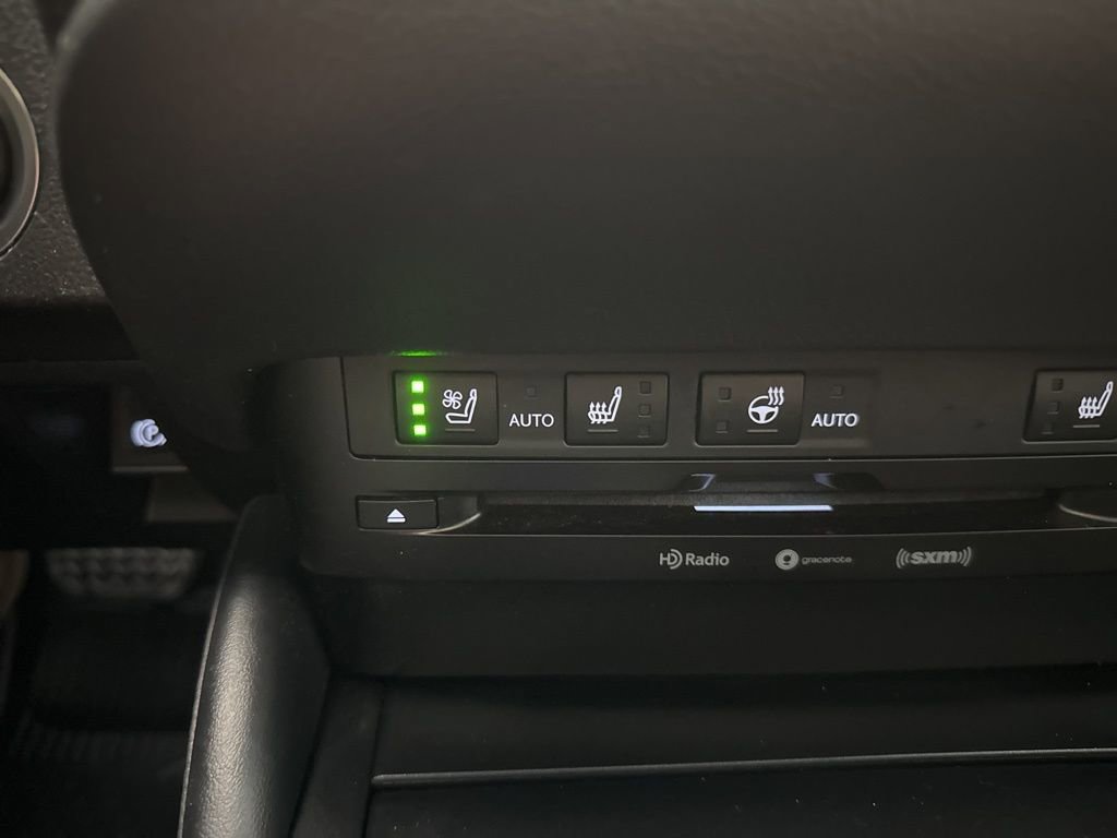 Used 2020 Lexus ES 350 w/ Premium Package image 32