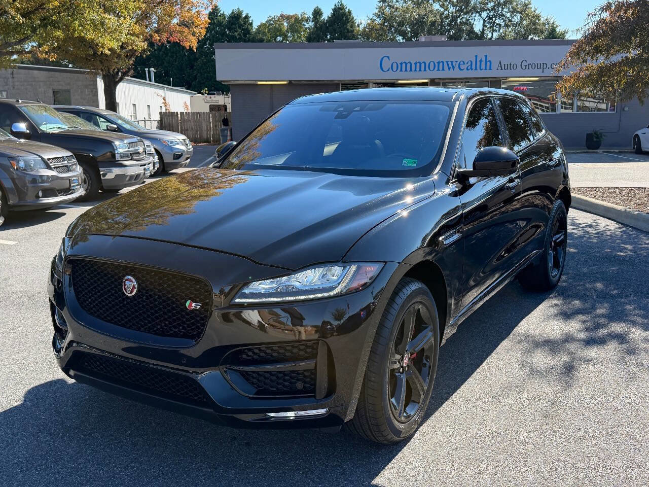 Used 2020 Jaguar F-PACE S image 3