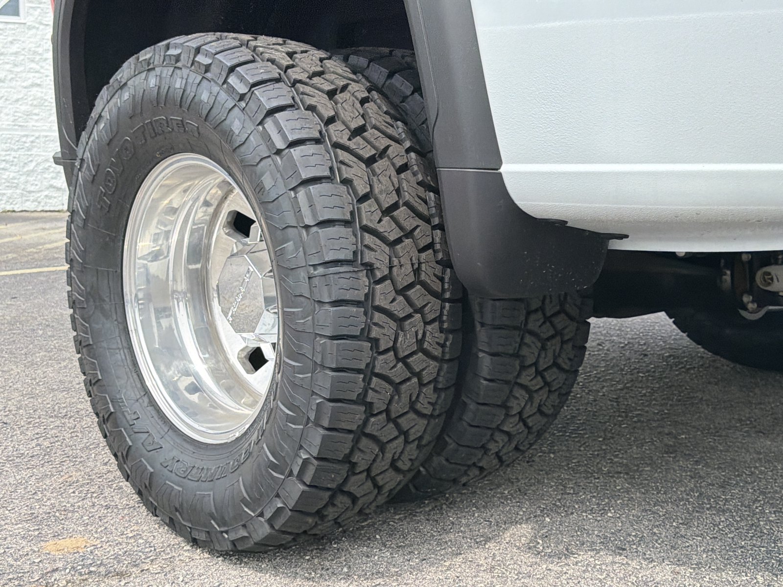New 2026 GMC Sierra 3500 Denali Ultimate AWD/4WD image 5