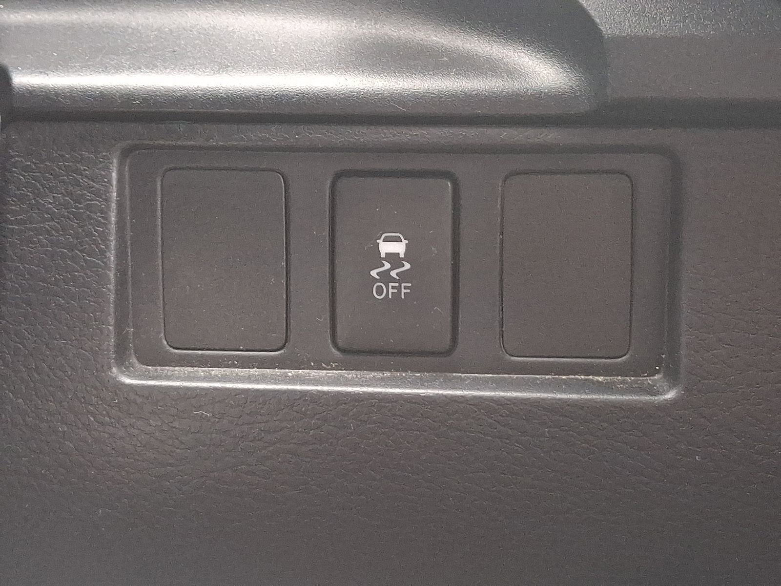 Used 2018 Toyota Tundra SR image 24