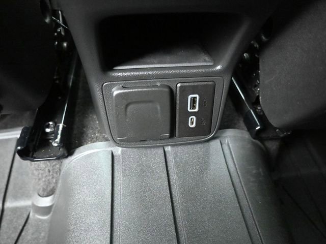 Used 2023 Buick Encore GX Essence w/ Experience Buick Package image 25