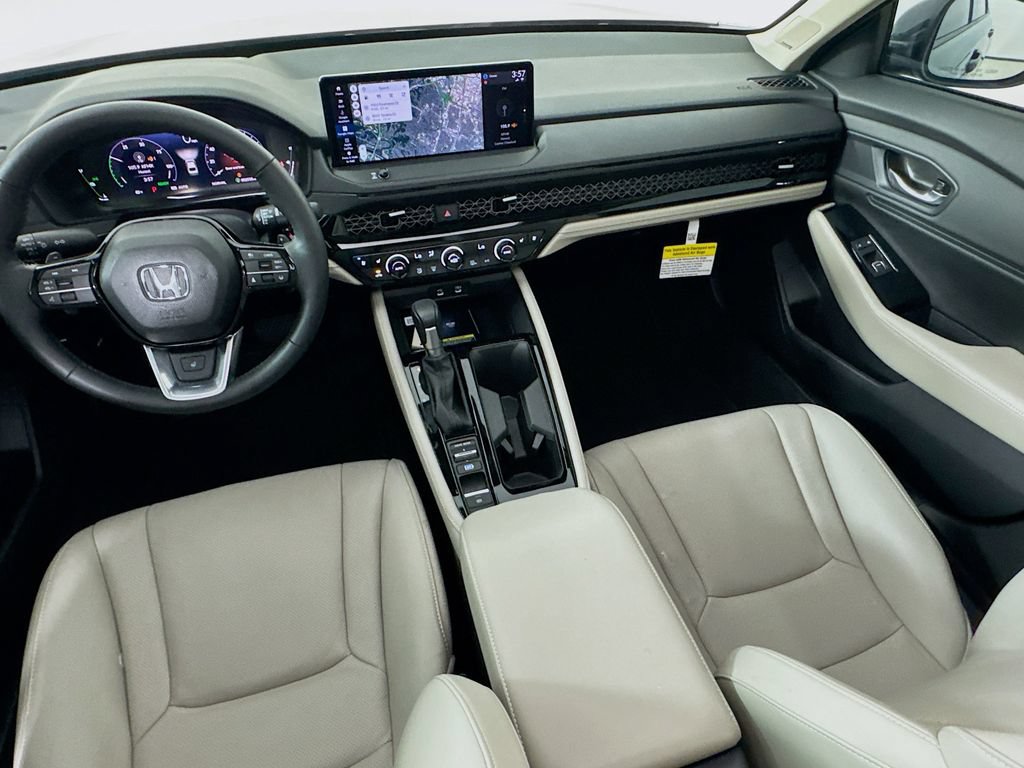 Used 2025 Honda Accord Touring image 30