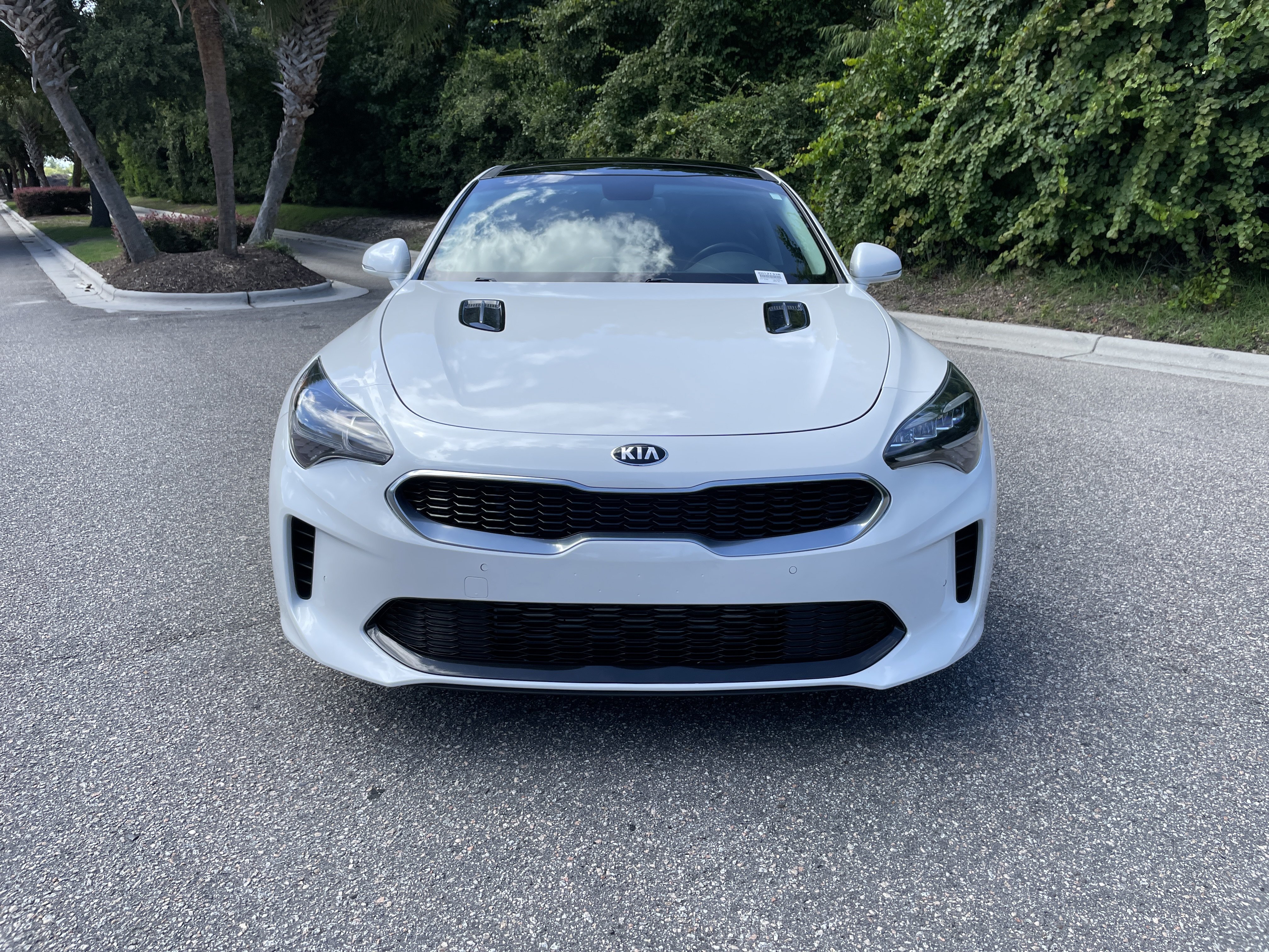 Used 2018 Kia Stinger Premium RWD image 3