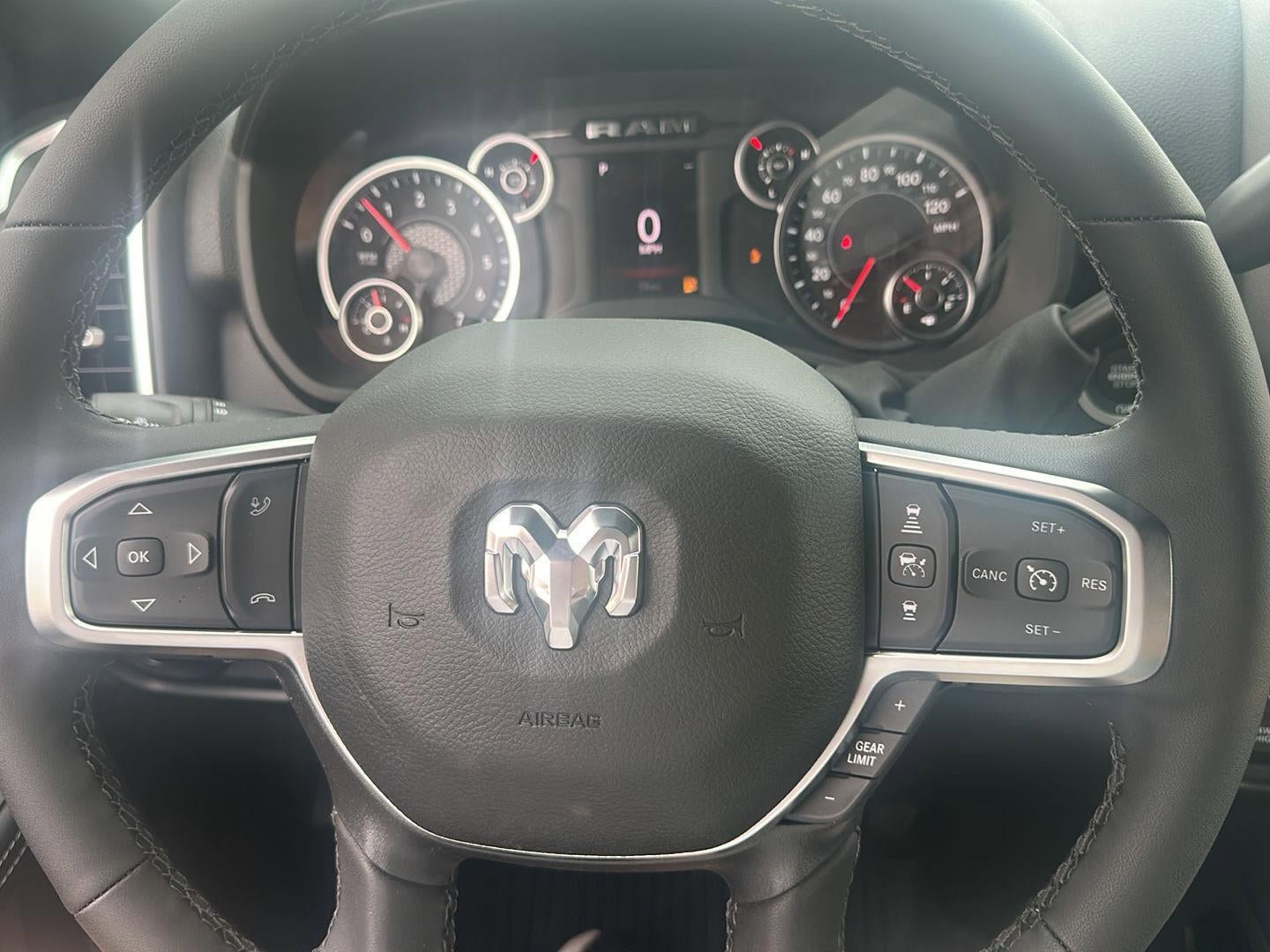 New 2026 RAM 2500 Big Horn AWD/4WD image 13