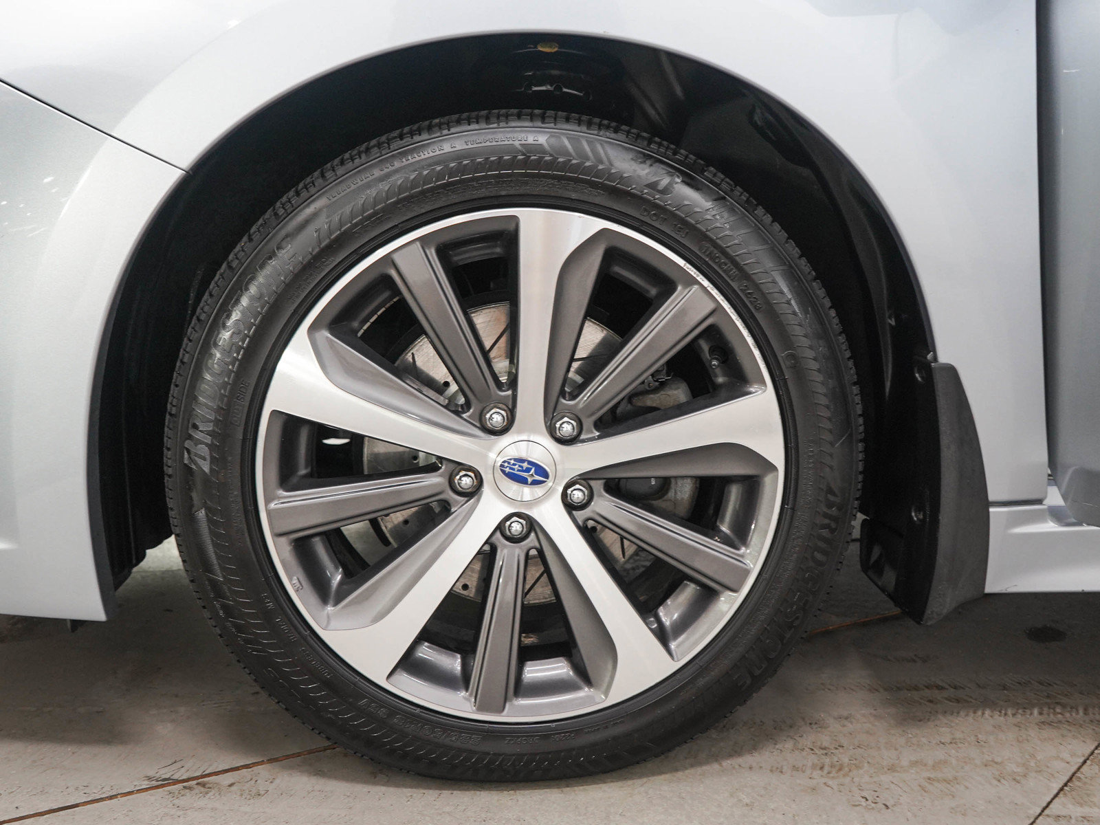 Used 2017 Subaru Legacy 3.6R Limited AWD/4WD image 30