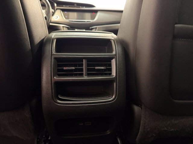 Used 2020 Cadillac XT5 Premium Luxury AWD/4WD image 28