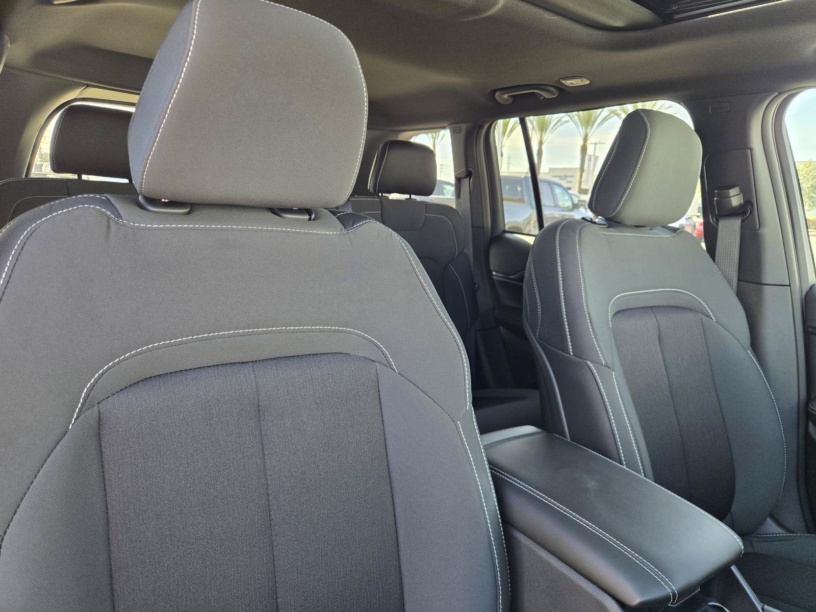 New 2026 Jeep Grand Cherokee Laredo X RWD image 31