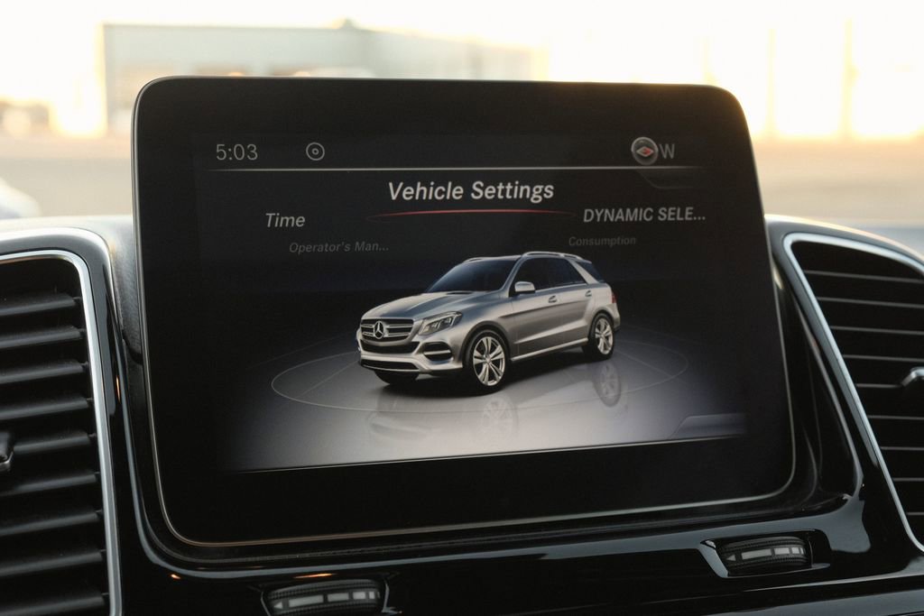 Used 2018 Mercedes-Benz GLE 350 image 35