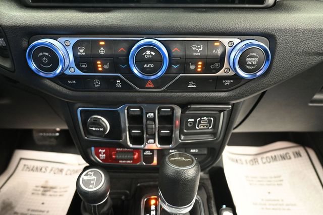 Used 2024 Jeep Gladiator Sport AWD/4WD image 16