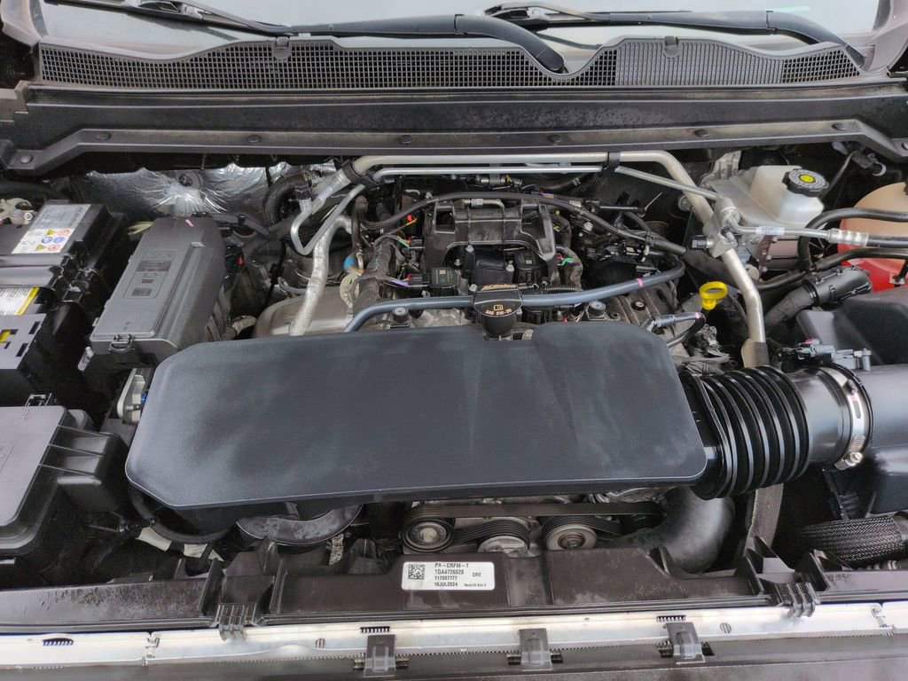 Used 2024 Chevrolet Colorado W/T RWD image 12