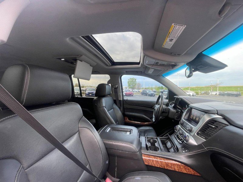 Used 2016 Chevrolet Suburban LTZ AWD/4WD image 4