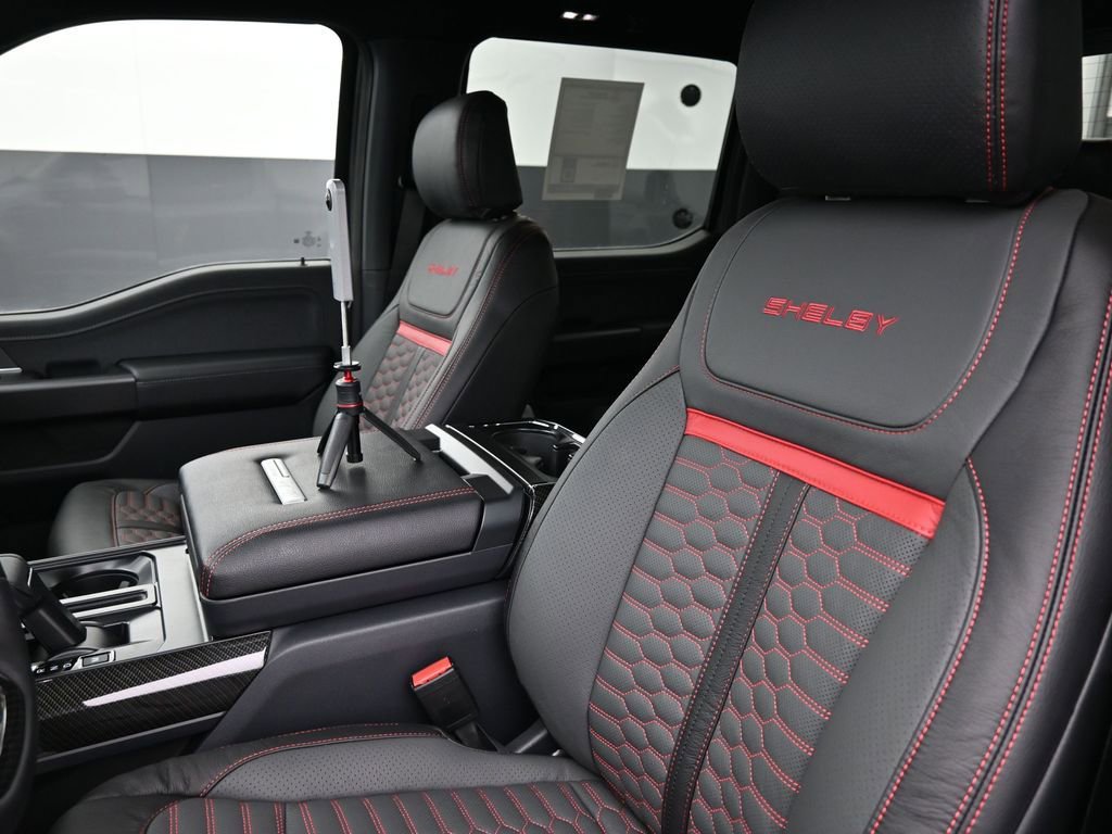 New 2025 Ford F150 Lariat w/ Equipment Group 502A High image 26