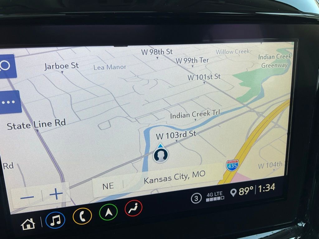 Used 2020 Chevrolet Traverse Premier w/ Redline Edition image 17