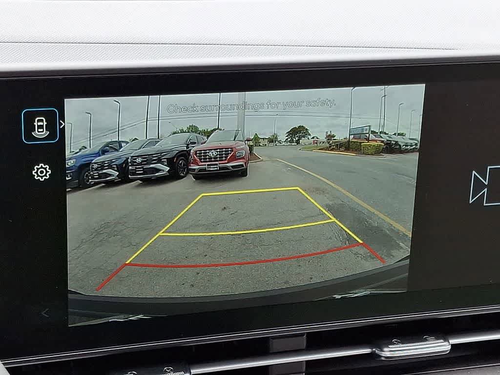 Used 2025 Hyundai Kona SEL AWD/4WD image 17