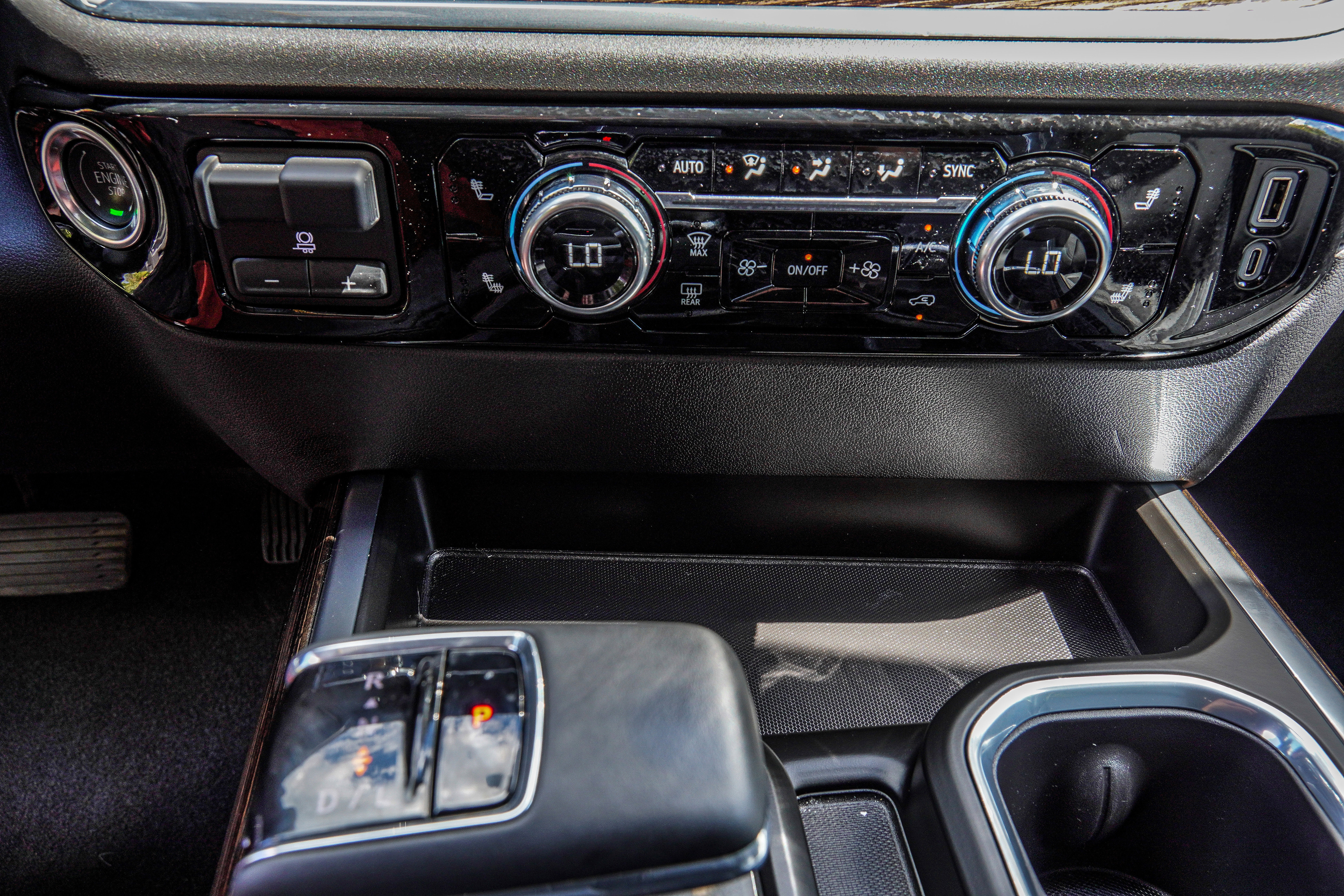 Used 2025 GMC Sierra 1500 Elevation w/ Elevation Premium Package image 30