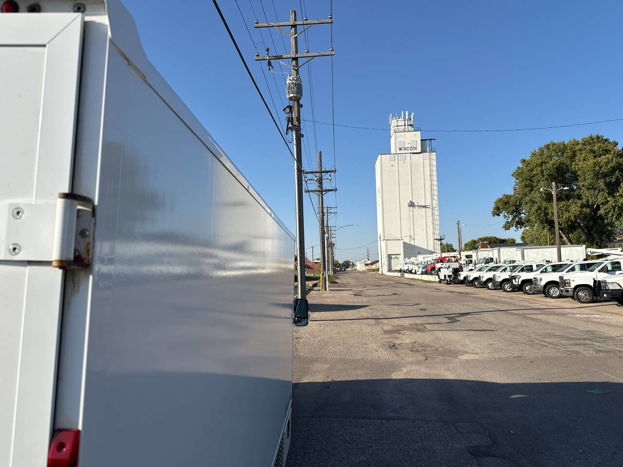 Used 2018 Ford Transit 350 156 DRW image 28