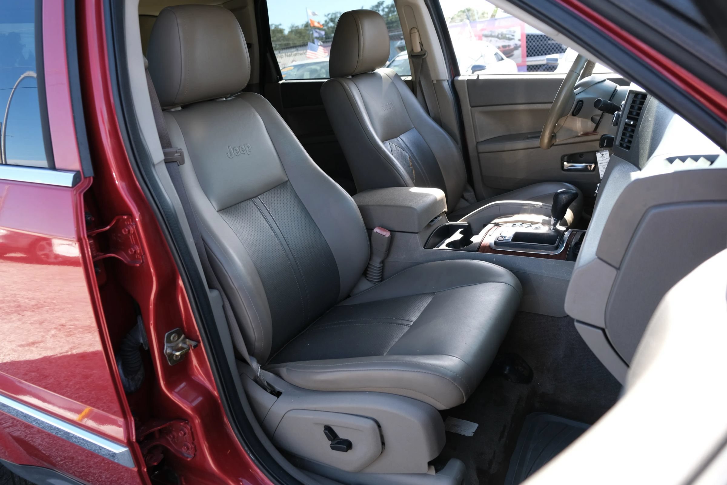 Used 2006 Jeep Grand Cherokee Limited AWD/4WD image 11