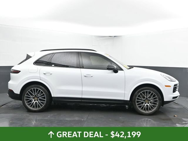 Used 2022 Porsche Cayenne image 13