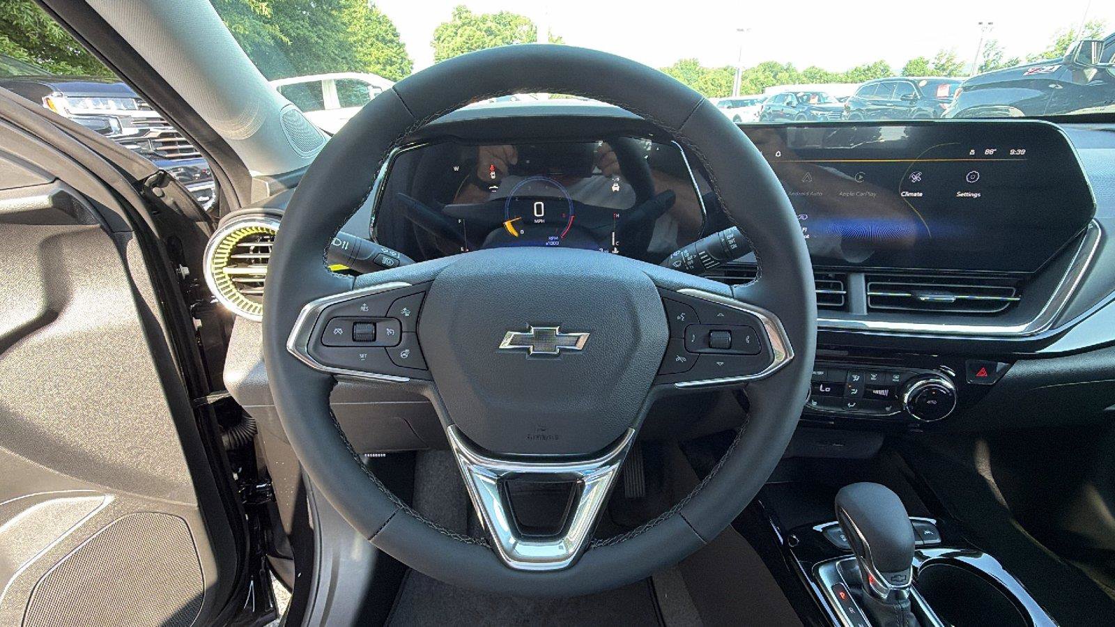 New 2026 Chevrolet Trax ACTIV w/ Driver Confidence Package FWD image 19