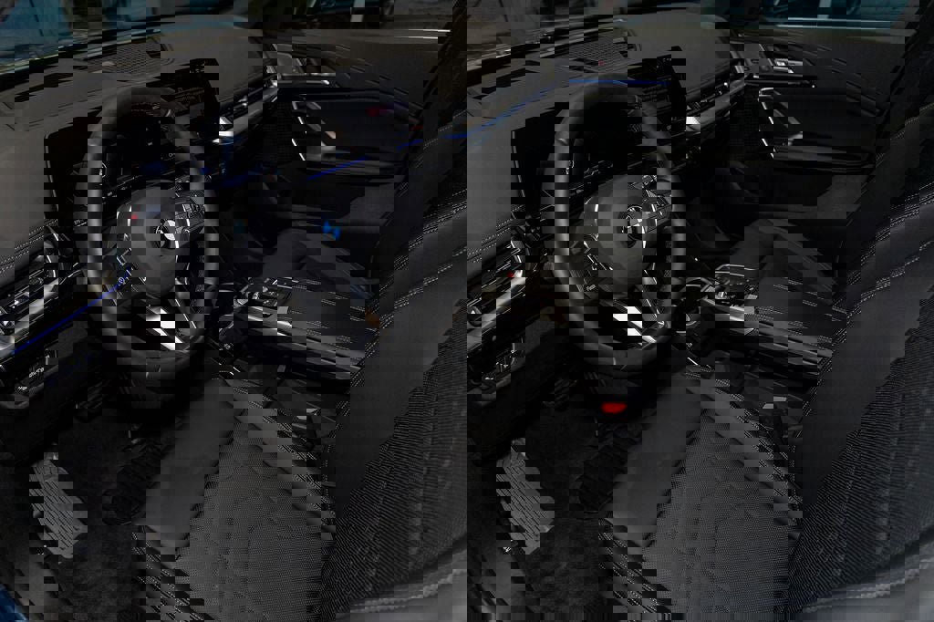 Used 2026 BMW X1 xDrive28i w/ Technology Package image 15