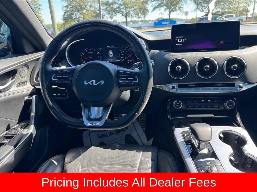 Used 2023 Kia Stinger GT2 AWD/4WD image 13