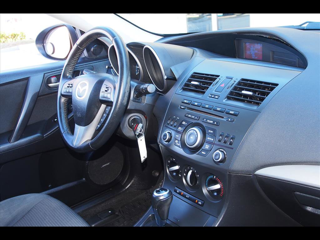 Used 2012 MAZDA MAZDA3 i Touring image 10