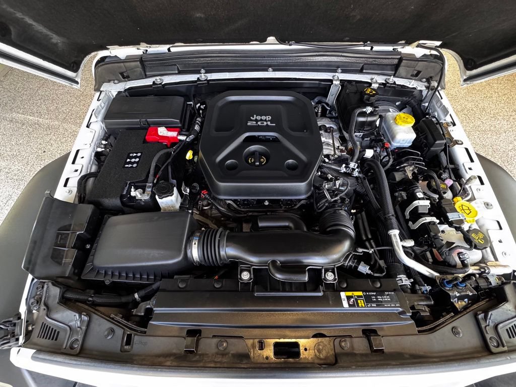 Used 2018 Jeep Wrangler Sport AWD/4WD image 15