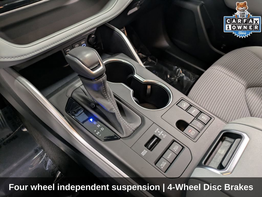 Used 2023 Toyota Highlander LE image 19