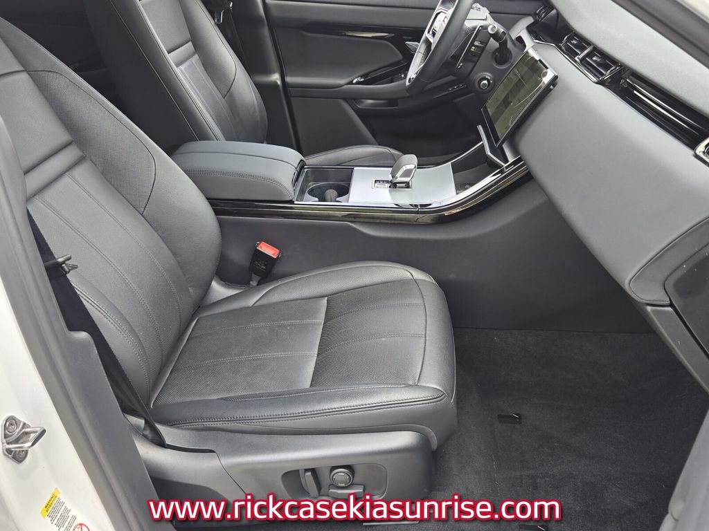 Used 2024 Land Rover Range Rover Evoque S image 19