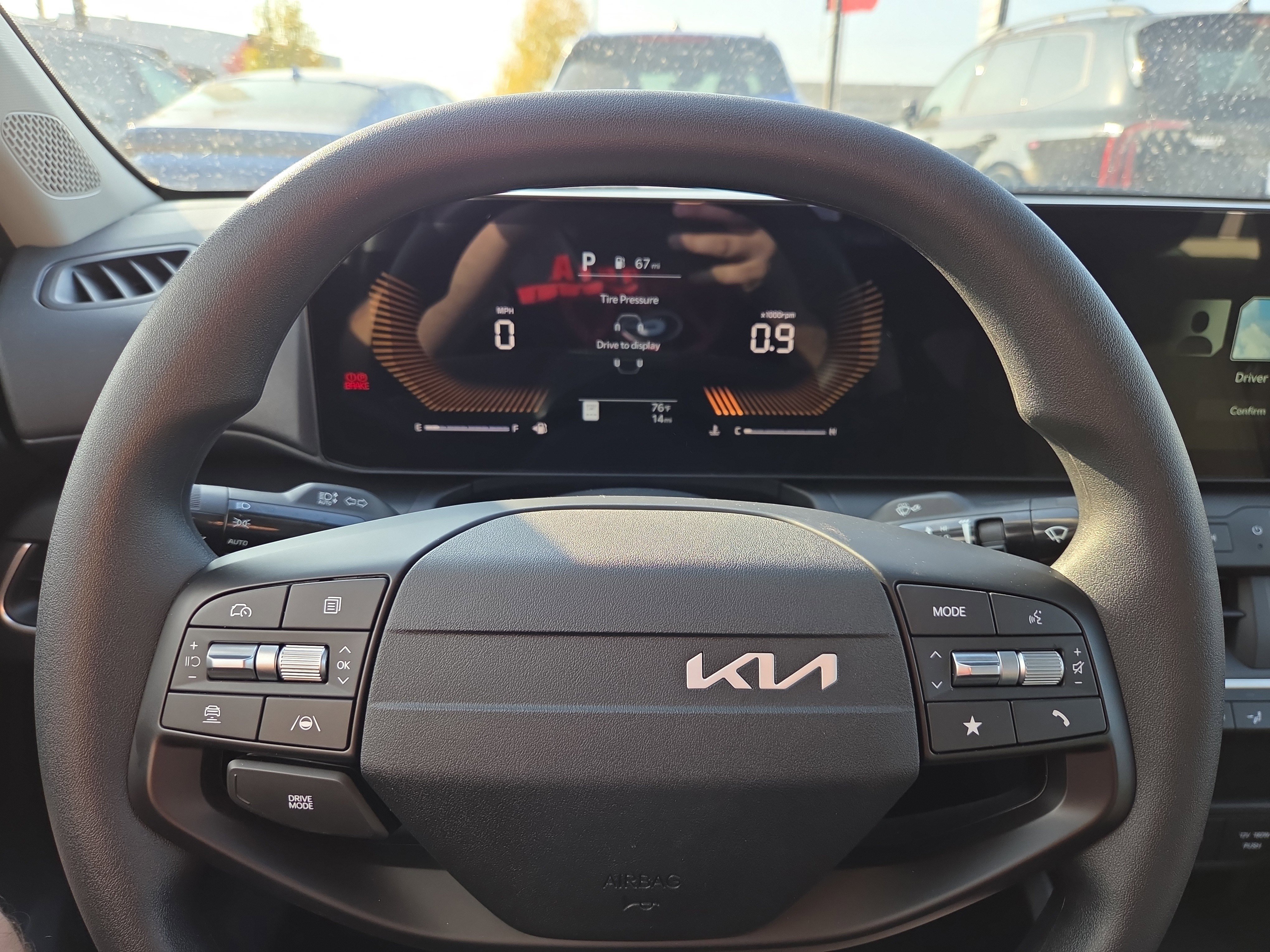 New 2025 Kia K4 LXS image 9