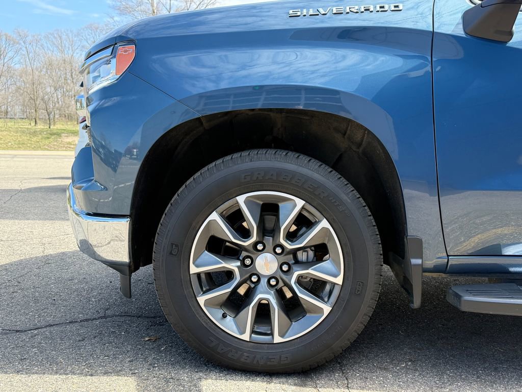 Certified 2024 Chevrolet Silverado 1500 LT image 11