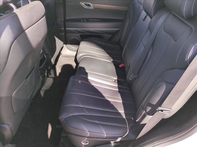 Used 2024 Genesis GV80 2.5T image 19