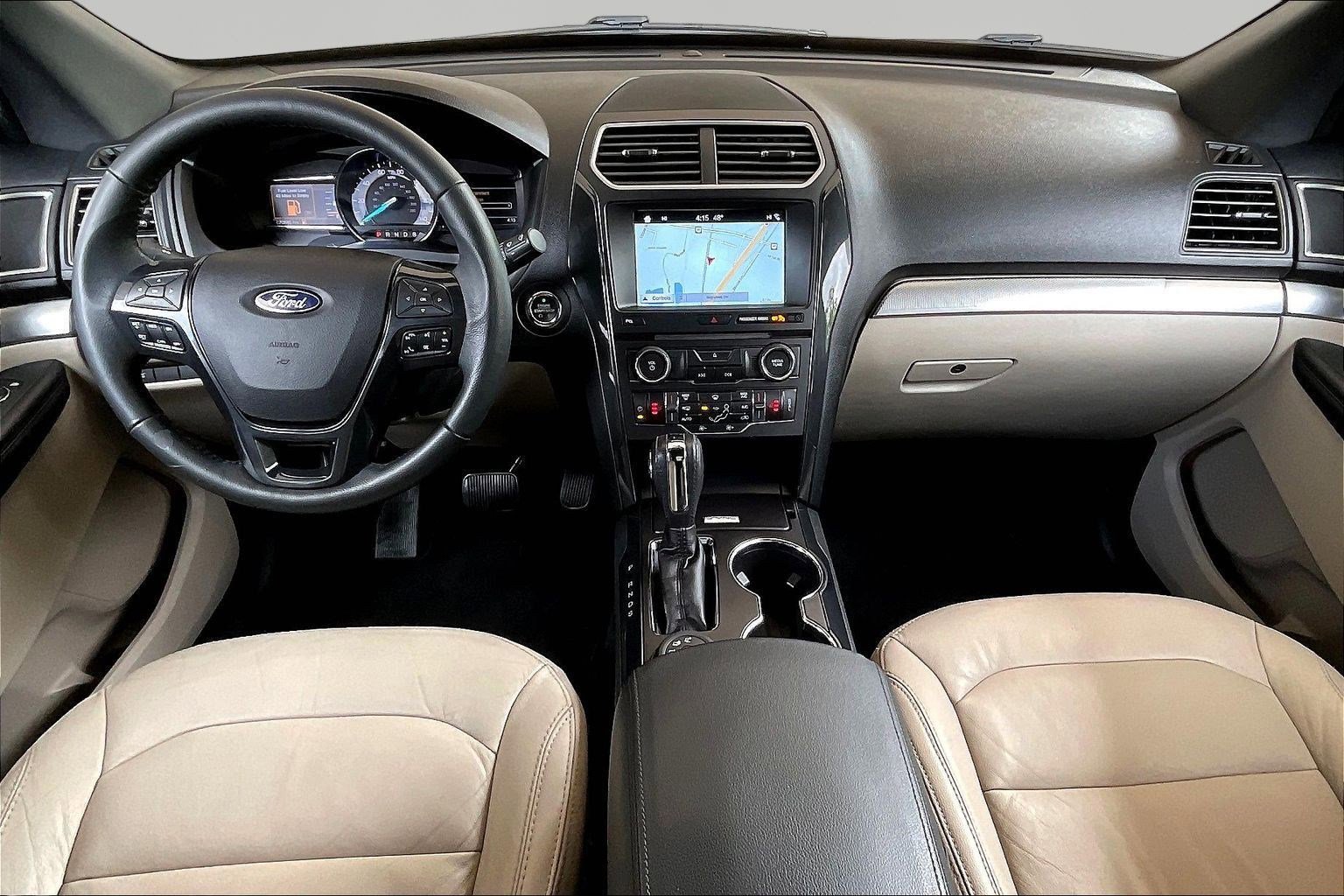 Used 2018 Ford Explorer XLT AWD/4WD image 7