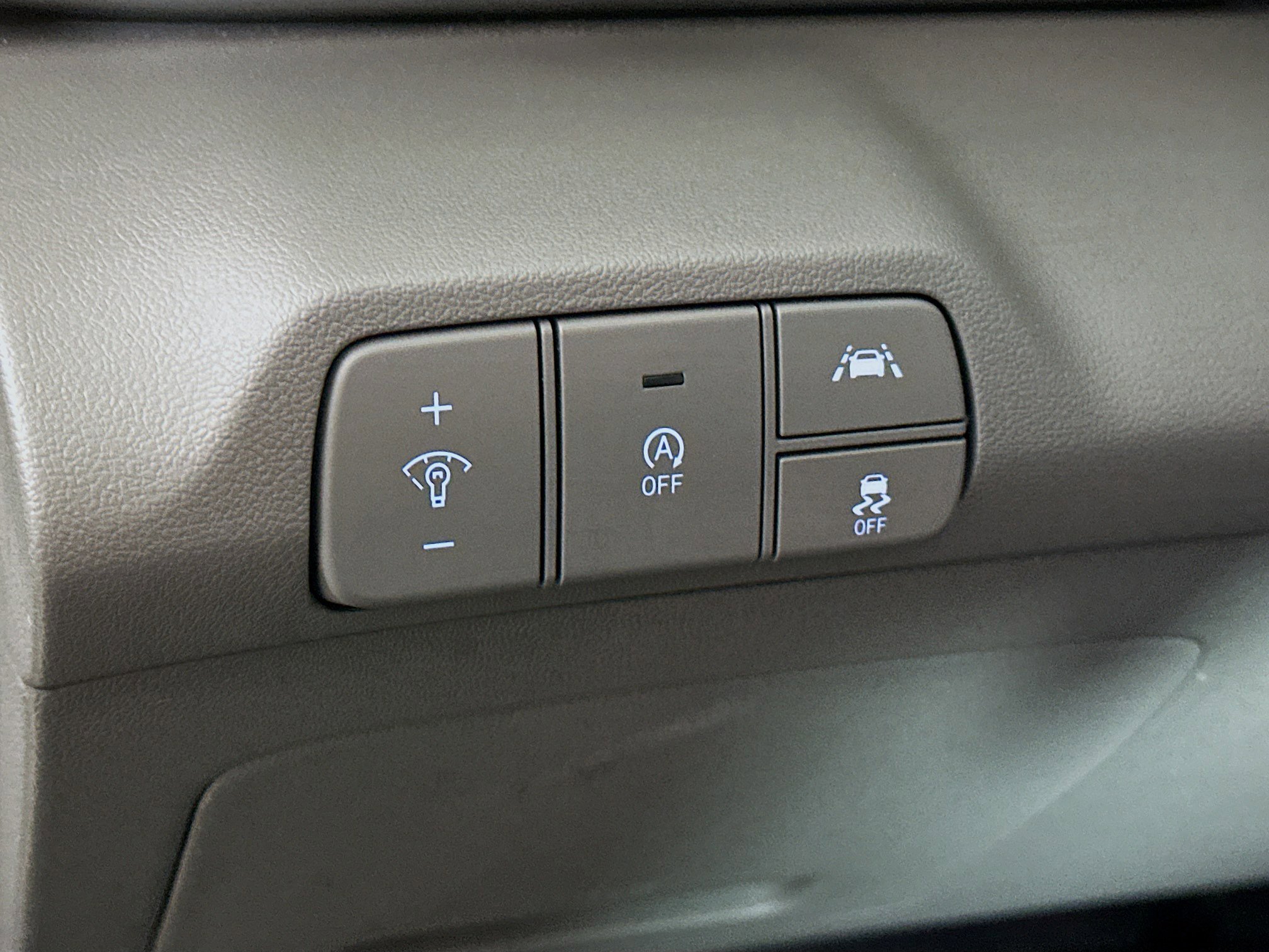 Used 2021 Hyundai Elantra SE image 16