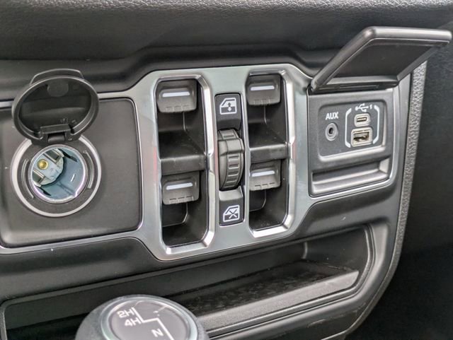 New 2025 Jeep Wrangler Sport S image 33