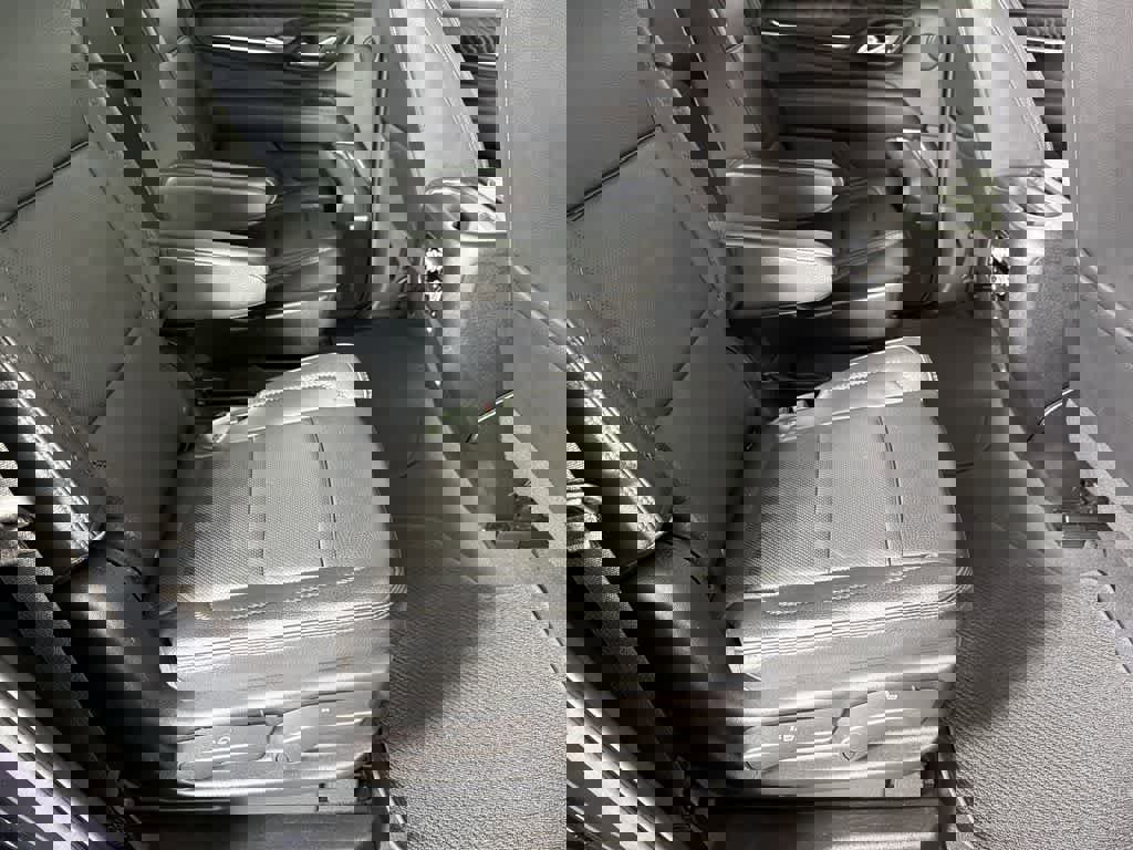 Certified 2023 GMC Yukon Denali image 27