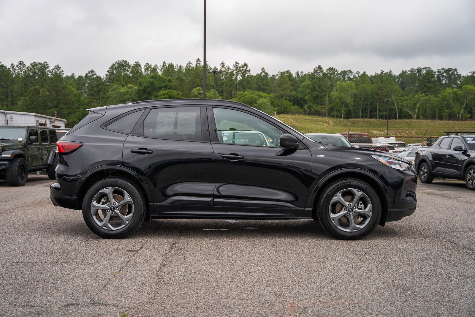 Certified 2024 Ford Escape ST-Line w/ Tech Pack #1 FWD image 8