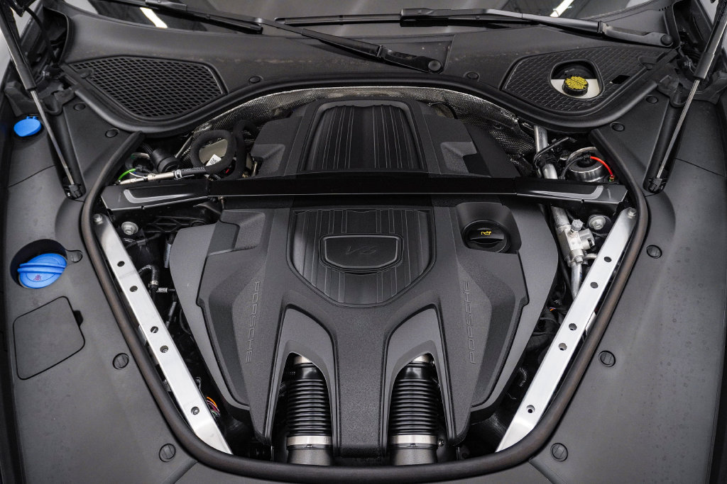 New 2026 Porsche Panamera 4 E-Hybrid AWD/4WD image 30