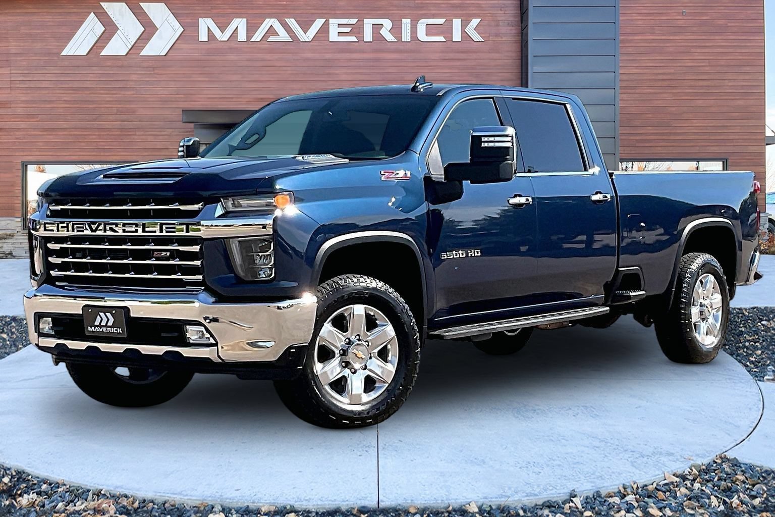 Used 2021 Chevrolet Silverado 3500 LTZ AWD/4WD image 3