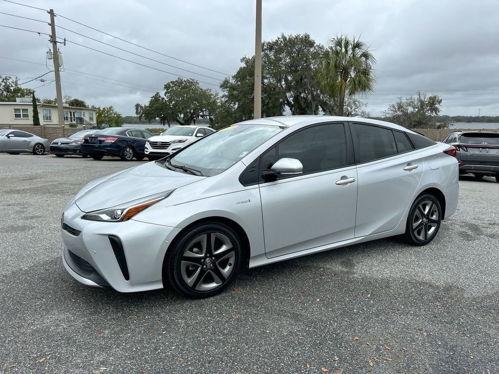 Used 2020 Toyota Prius XLE image 11