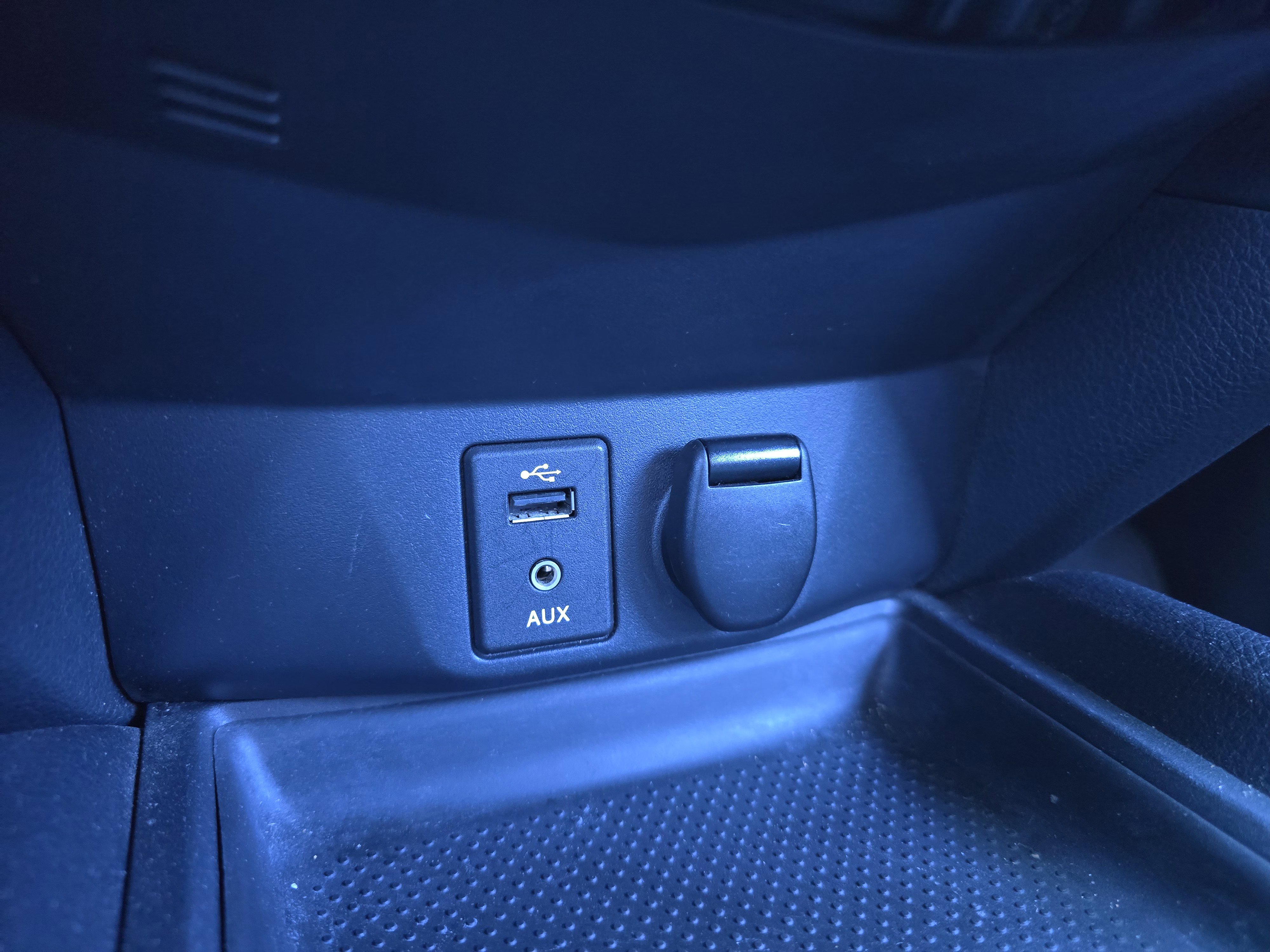 Used 2016 Nissan Rogue S image 28