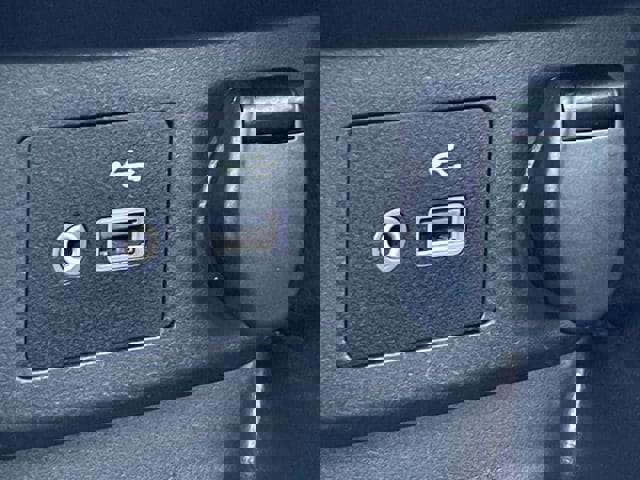 Used 2019 Nissan Rogue SV image 20