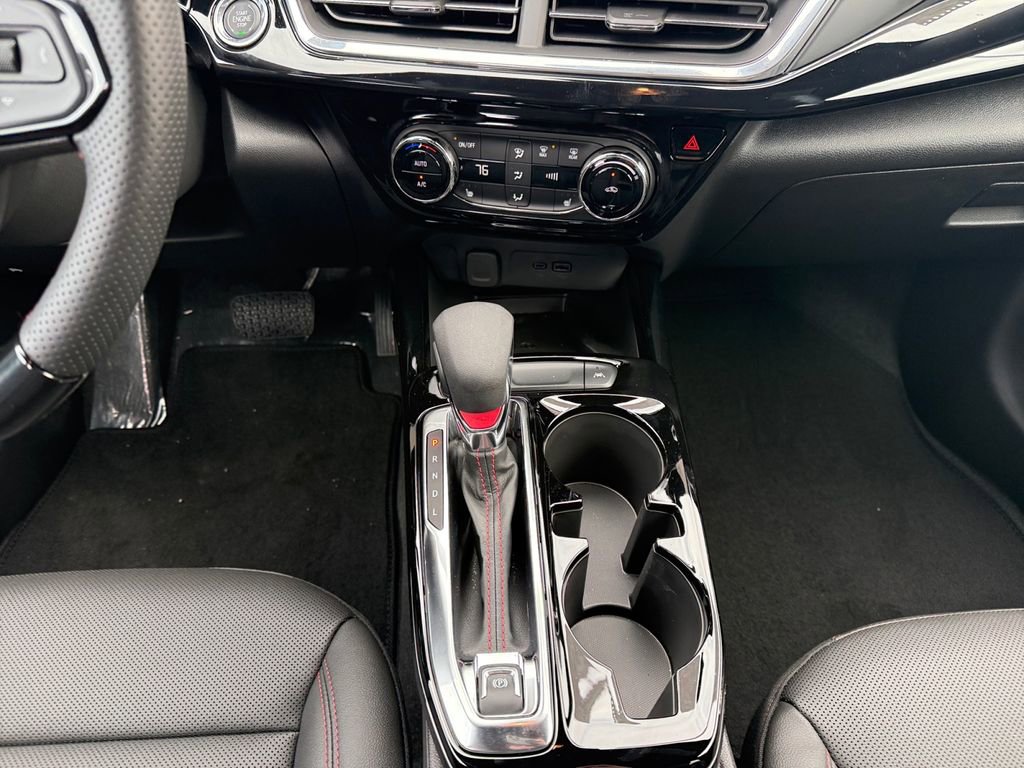 New 2026 Chevrolet Trax RS w/ Sunroof Package image 11